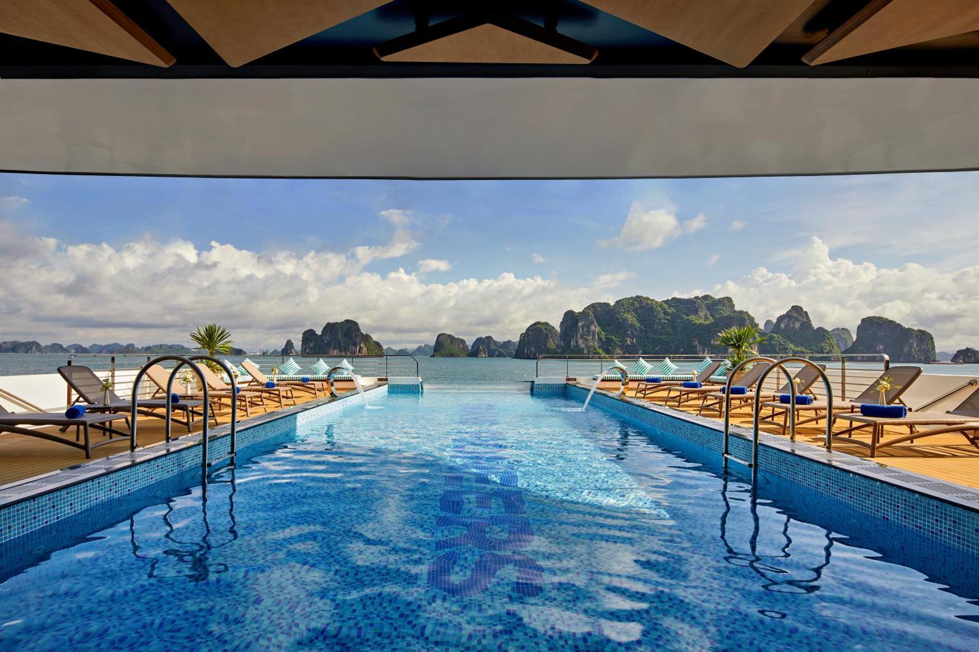 Готель Grand Pioneers Halong Bay Cruise 2 Халонг Екстер'єр фото